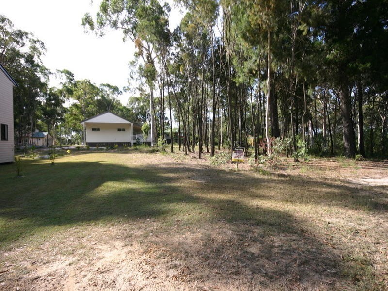15 Morwong Street, Macleay Island QLD 4184