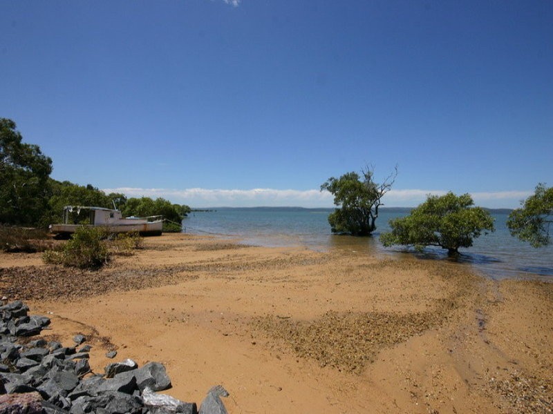 15 Morwong Street, Macleay Island QLD 4184