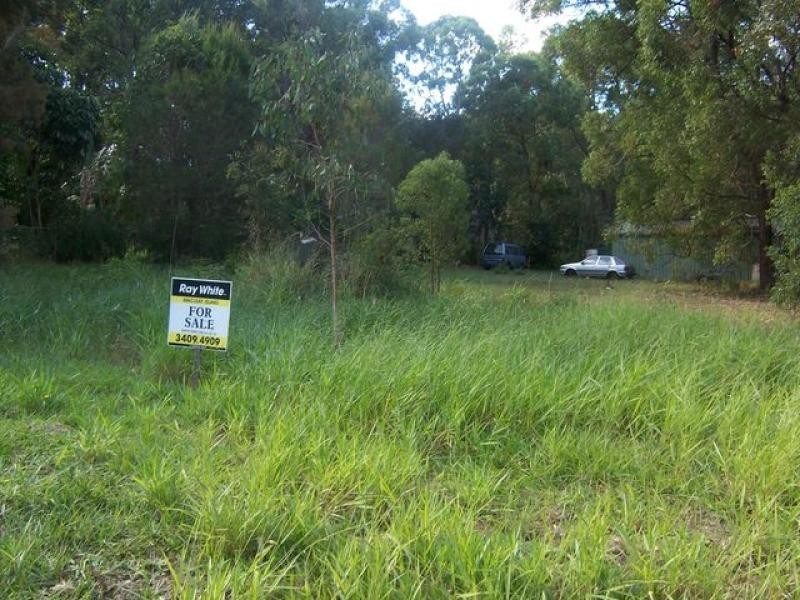 17 Sandpiper Street, Macleay Island QLD 4184