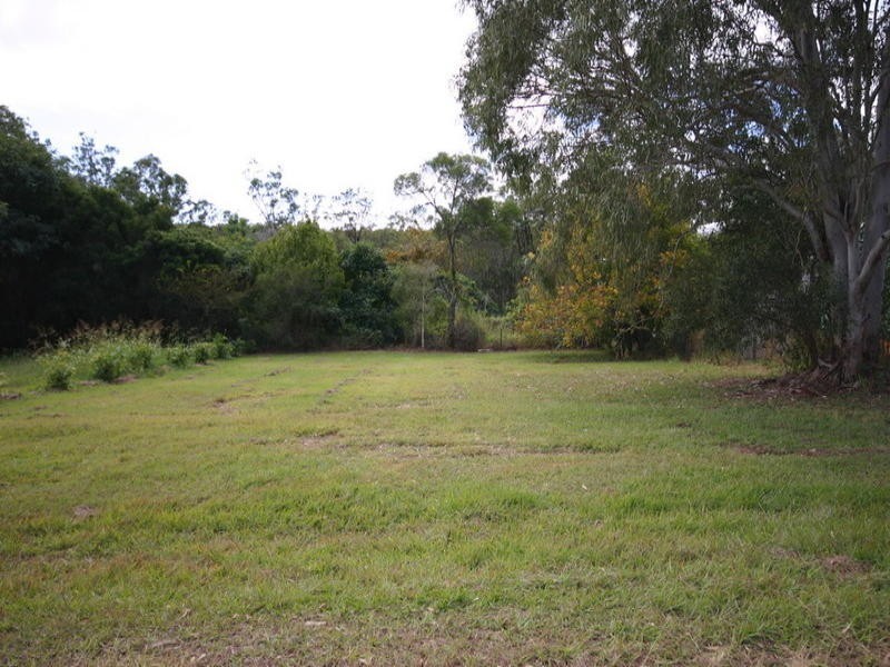 59 Western Road, Macleay Island QLD 4184