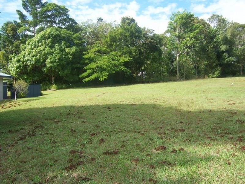 28 Curlew Street, Macleay Island QLD 4184