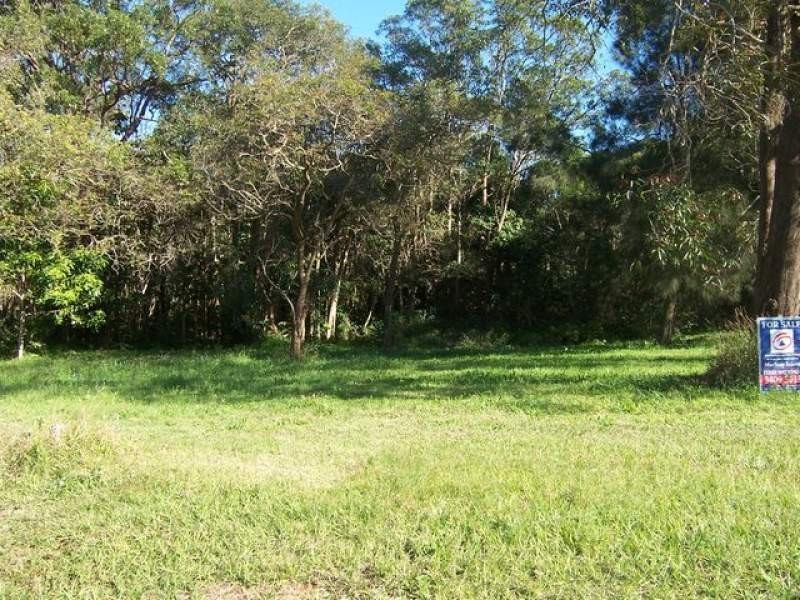 11 Lonicera Street, Macleay Island QLD 4184