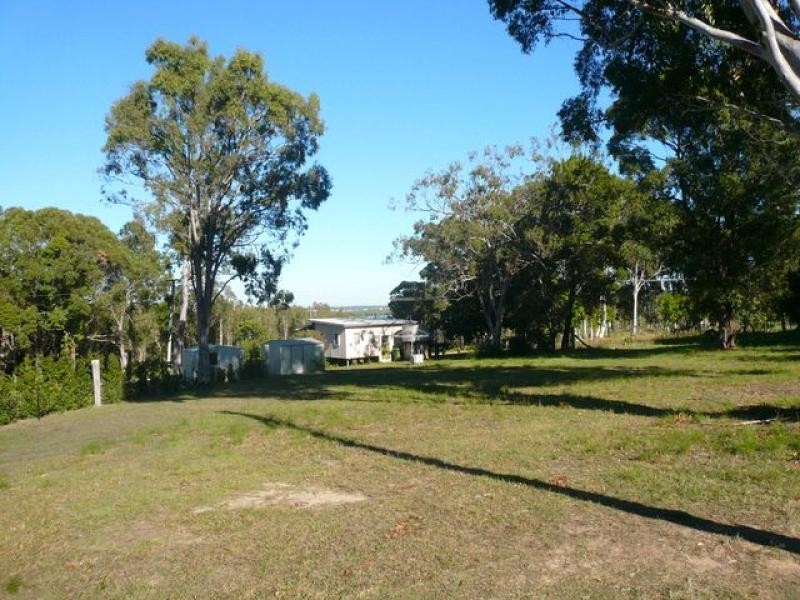 17 Alexander Street, Macleay Island QLD 4184