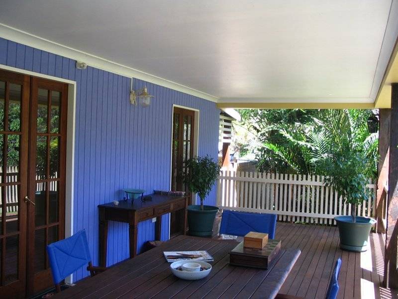 2 Emily Crescent, Macleay Island QLD 4184