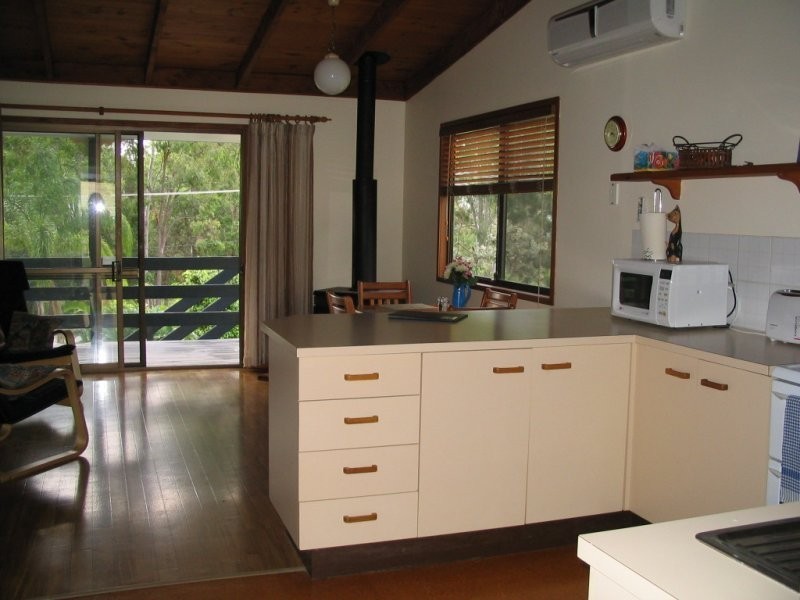 48 Coondooroopa Drive, Macleay Island QLD 4184