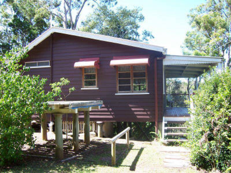 2 Ryde Street, Macleay Island QLD 4184