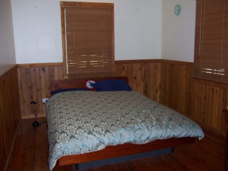 66 Charles Terrace, Macleay Island QLD 4184