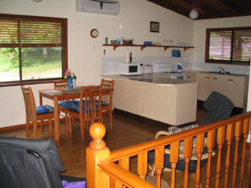 48 Coondooroopa Drive, Macleay Island QLD 4184