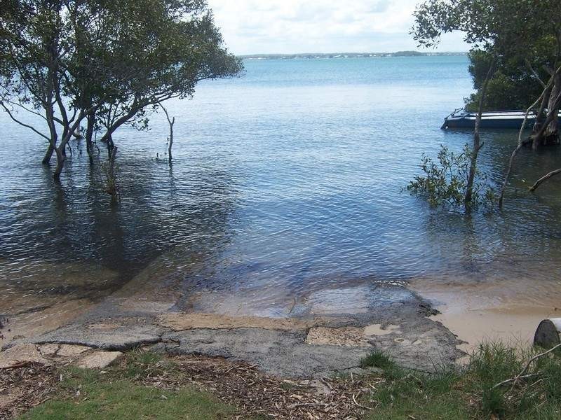 15 Orana Street, Macleay Island QLD 4184