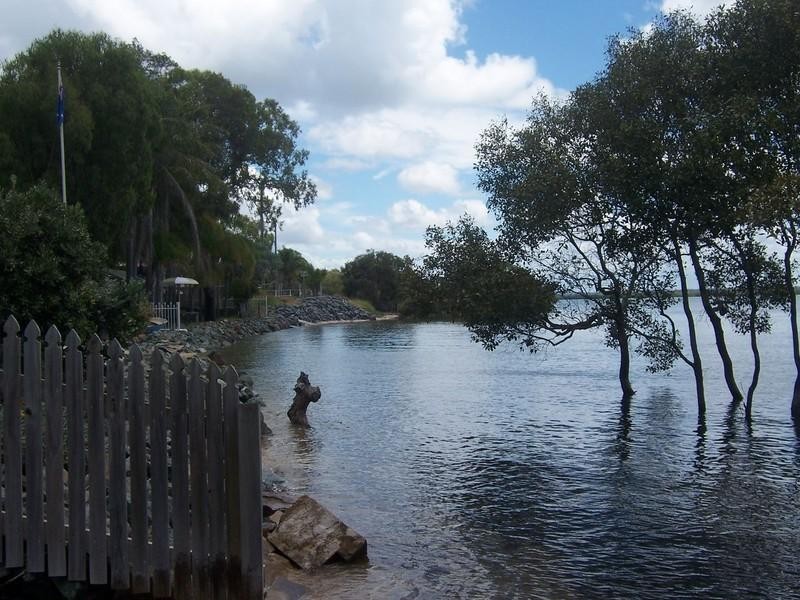 15 Orana Street, Macleay Island QLD 4184