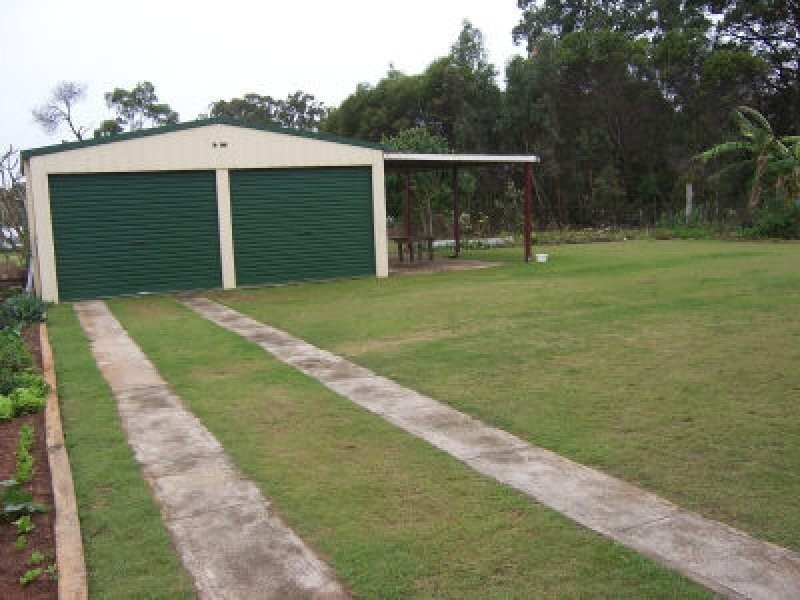 19 Hamilton Parade, Macleay Island QLD 4184