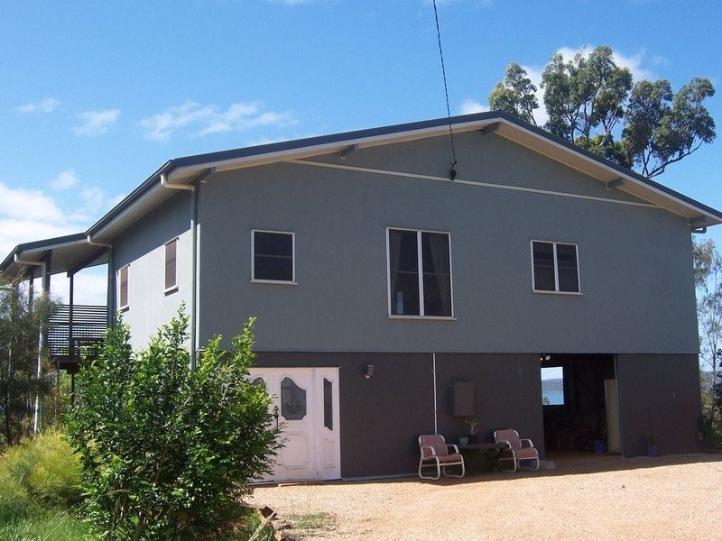 3 Island Outlook, Macleay Island QLD 4184