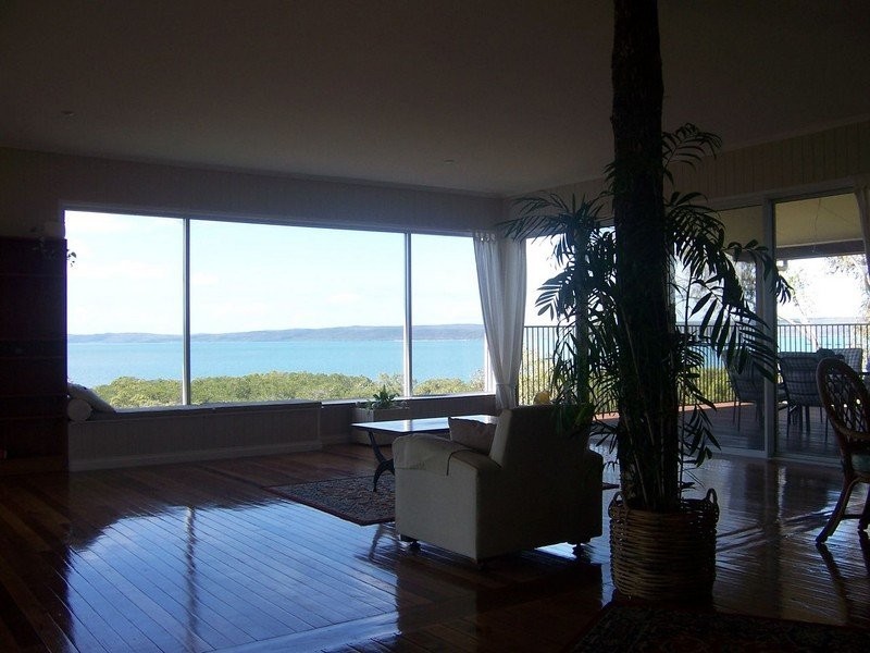 3 Island Outlook, Macleay Island QLD 4184