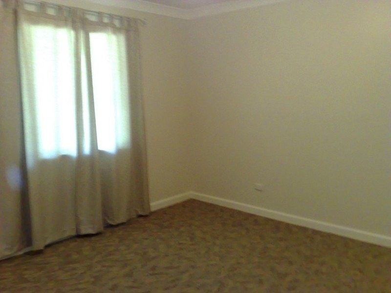 14 Nectar Street, Lamb Island QLD 4184