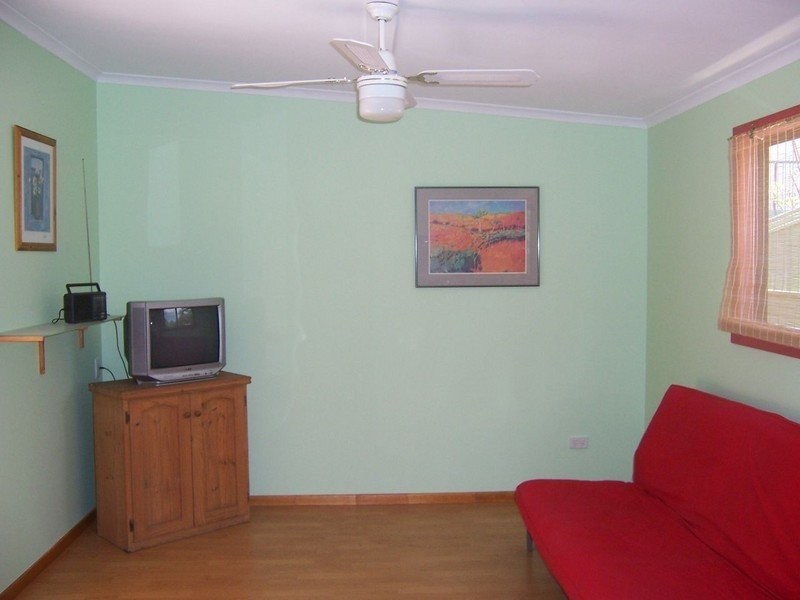 55 Francis Road, Macleay Island QLD 4184