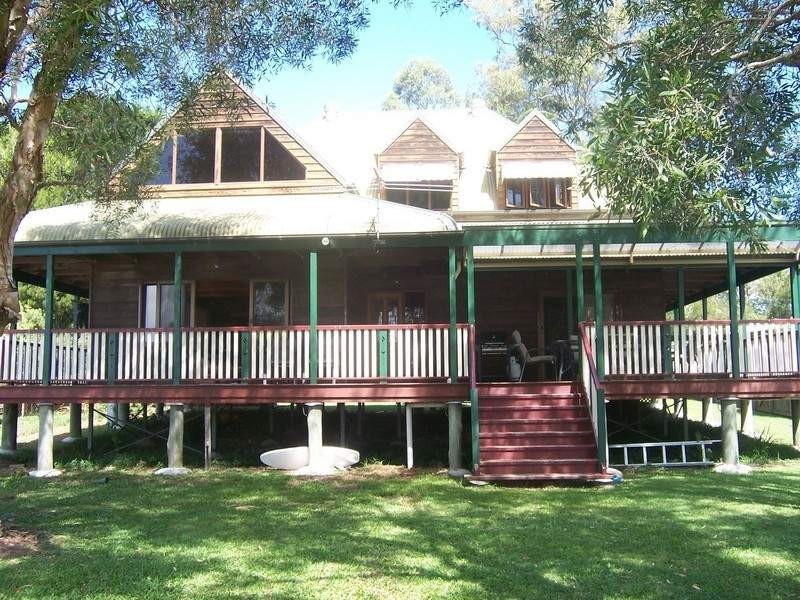 21 Coondooroopa Drive, Macleay Island QLD 4184