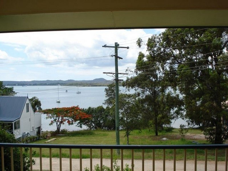 9 Lucas Drive, Lamb Island QLD 4184