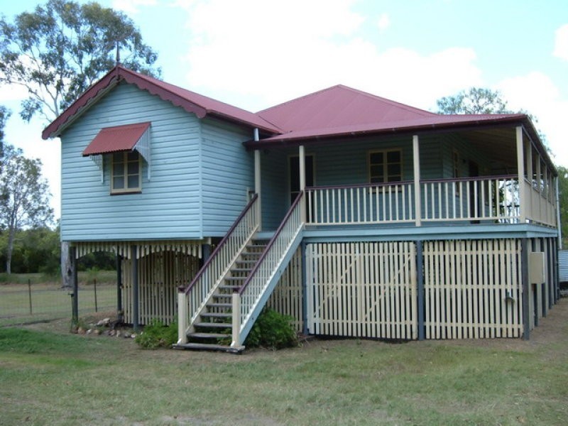 48 Charles Terrace, Macleay Island QLD 4184