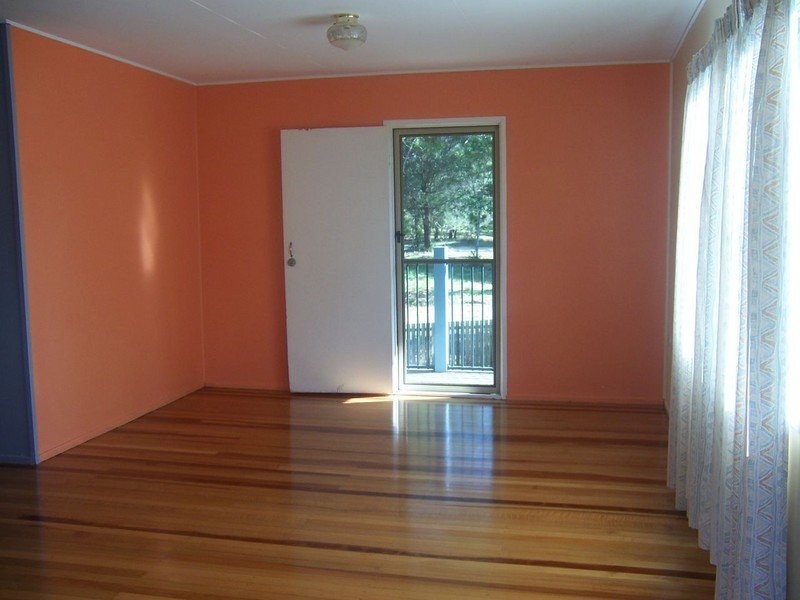 185 High Central Road, Macleay Island QLD 4184