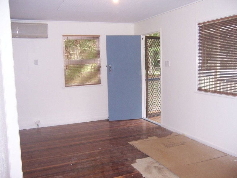 25 Tingara Street, Macleay Island QLD 4184