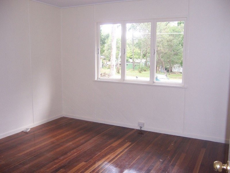 25 Tingara Street, Macleay Island QLD 4184