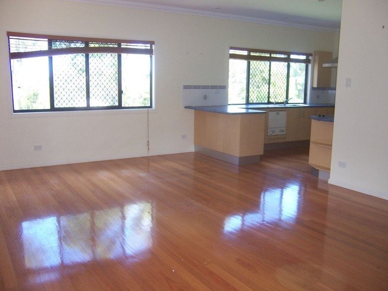 28 Leanne Street, Macleay Island QLD 4184