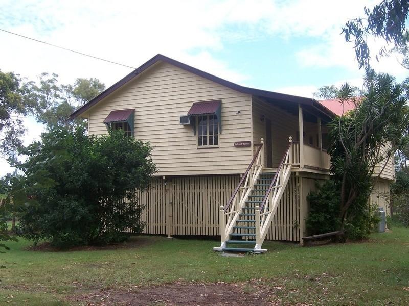 66 Charles Terrace, Macleay Island QLD 4184