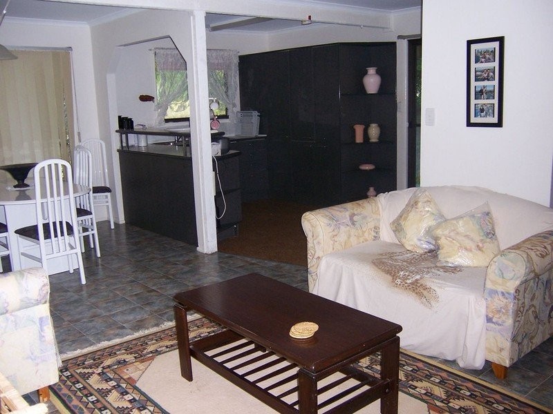 10 Barramundi Street, Macleay Island QLD 4184