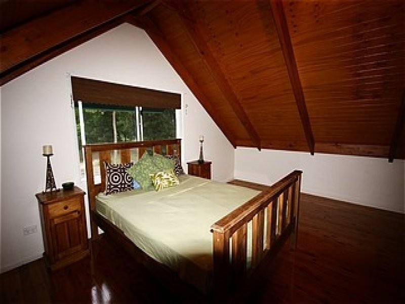 28 Karrawarra Street, Macleay Island QLD 4184