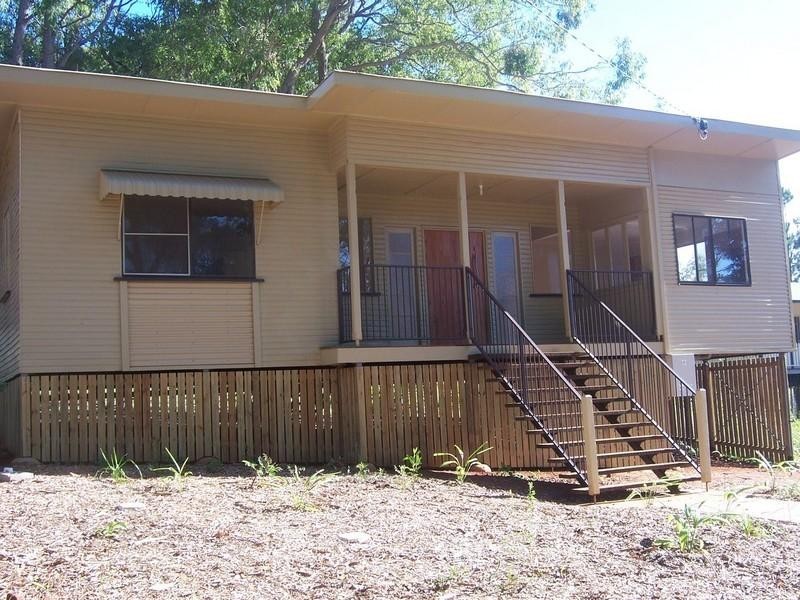 113 High Central Road, Macleay Island QLD 4184