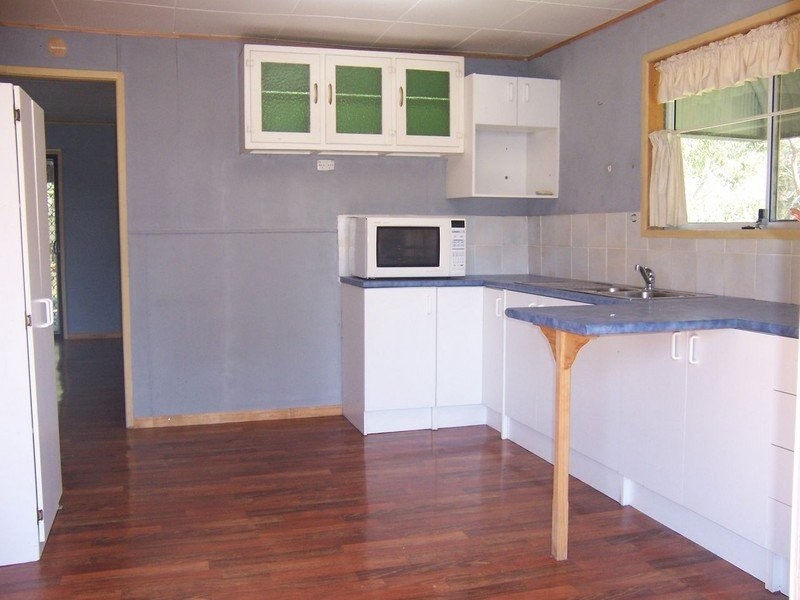 17 Undine Street, Macleay Island QLD 4184