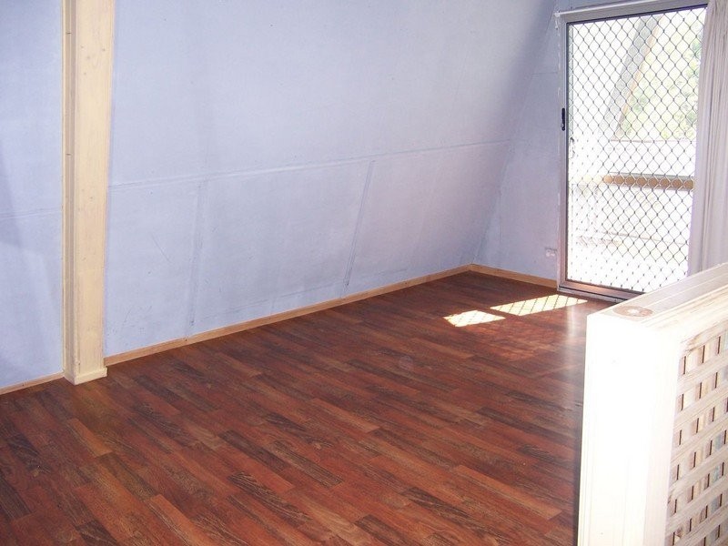 17 Undine Street, Macleay Island QLD 4184