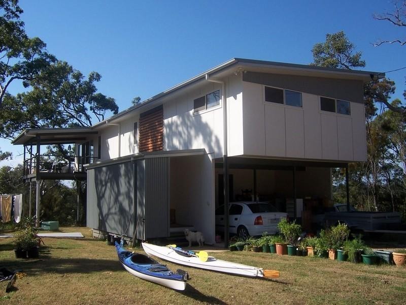 7 Blue Bay Crescent, Macleay Island QLD 4184