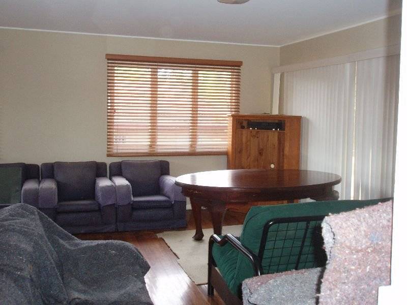 25 Cambridge Street, Rocklea QLD 4106