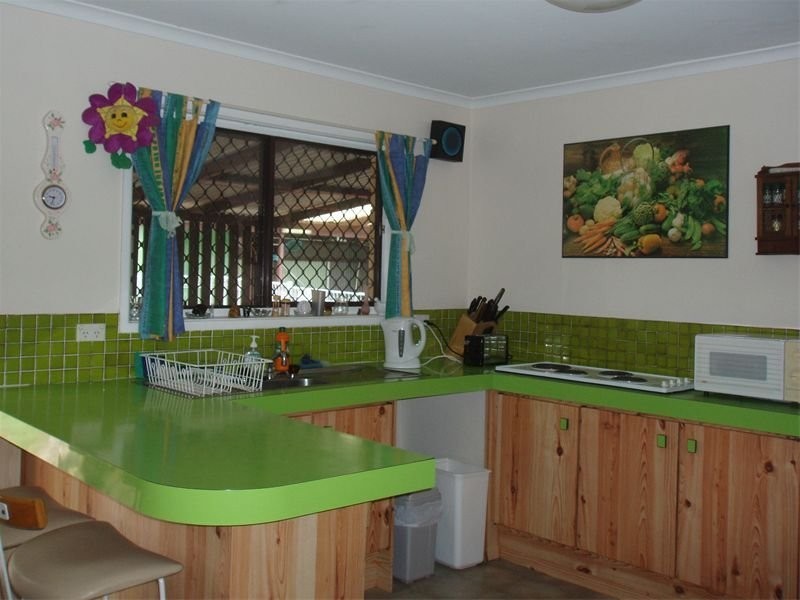 18 Bankside Street, Nathan QLD 4111