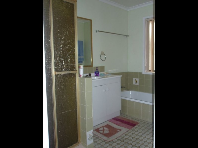 18 Bankside Street, Nathan QLD 4111