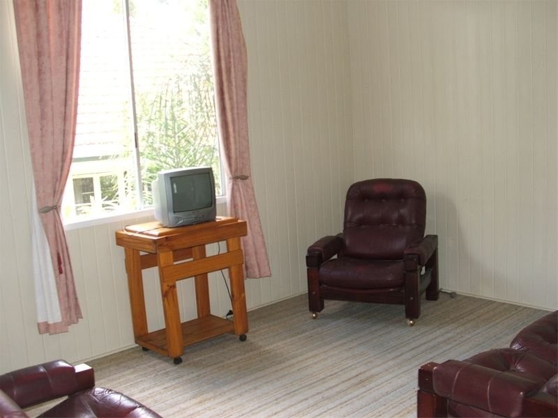 17 Blackburn Street, Moorooka QLD 4105