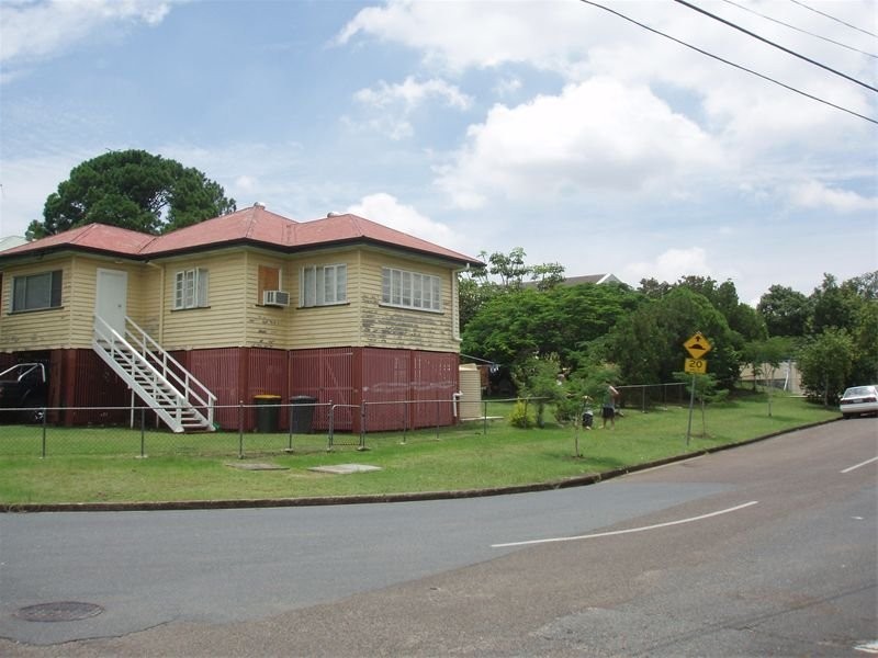 22 Leeds Street, Rocklea QLD 4106