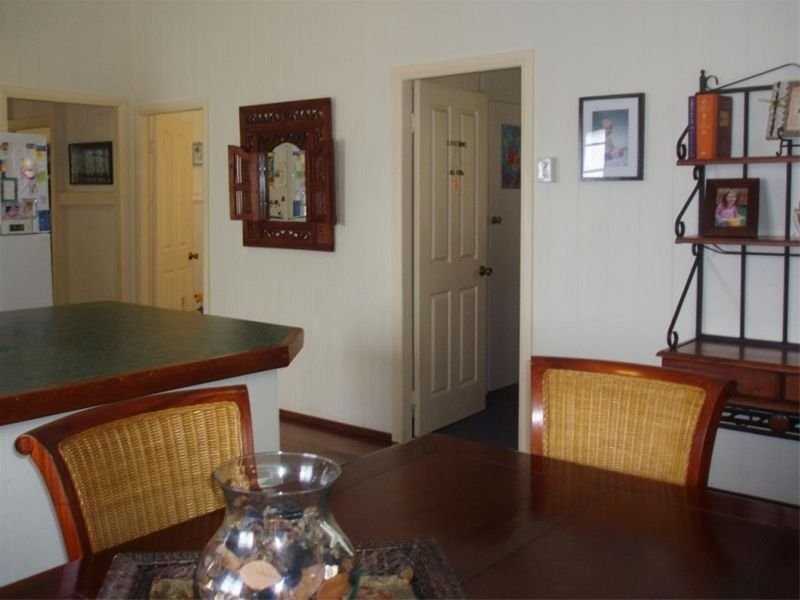 27 Piers Street, Moorooka QLD 4105