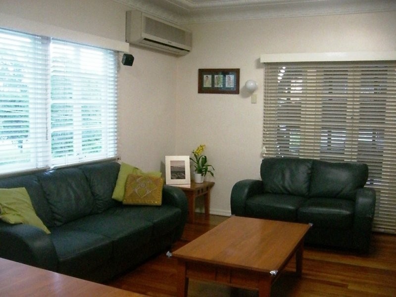 19 Tramore Street, Rocklea QLD 4106