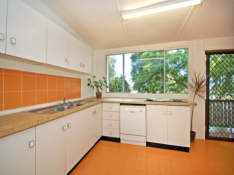 11 Kenway Street, Moorooka QLD 4105