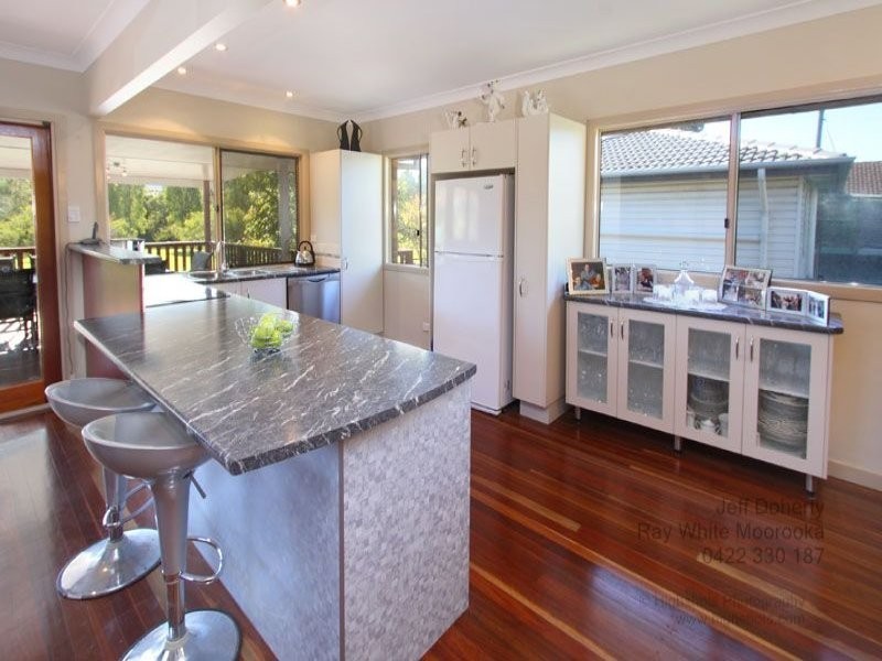 11 Toorak Road, Salisbury QLD 4107