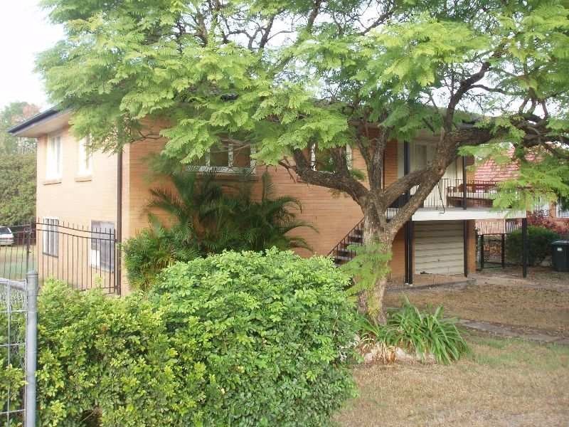 25 Cambridge Street, Rocklea QLD 4106