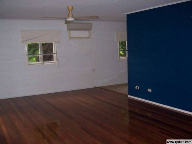 16 A Harlen Road, Salisbury QLD 4107