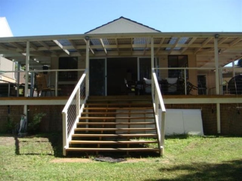 Windermere Park NSW 2264