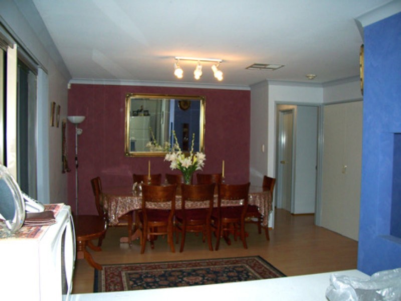 18 Gerosa Place, Alexander Heights WA 6064