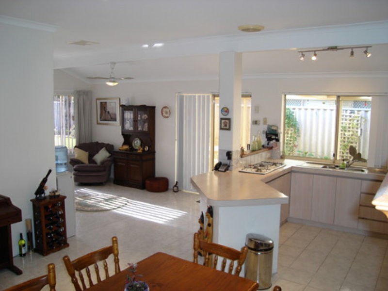 27 Enderby Court, Ballajura WA 6066