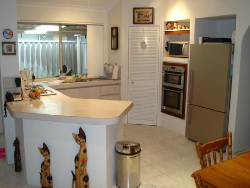 27 Enderby Court, Ballajura WA 6066