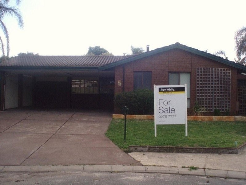 5 Marigold Grove, Ballajura WA 6066