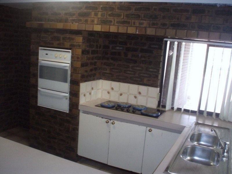 5 Marigold Grove, Ballajura WA 6066